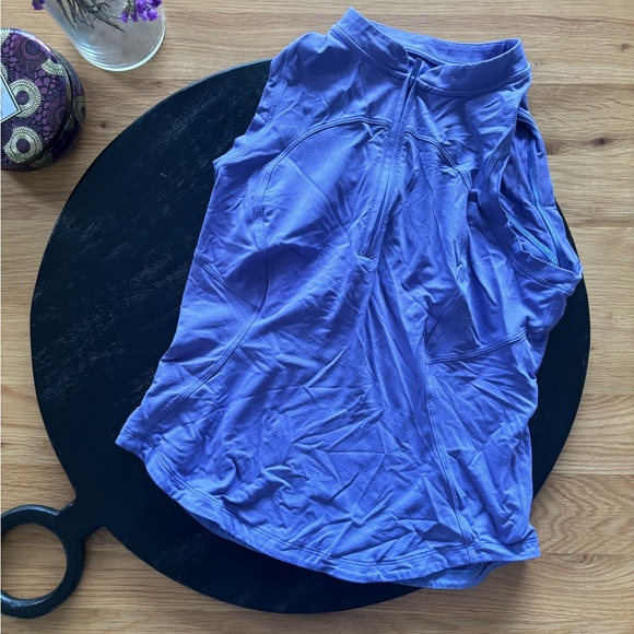 Lululemon sleeveless top - Picture 1 of 1